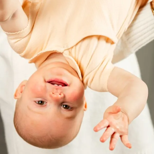 DAY Overslagromper Korte Mouw Ronde Kraag - Mt. 50/56 - Apricot Online