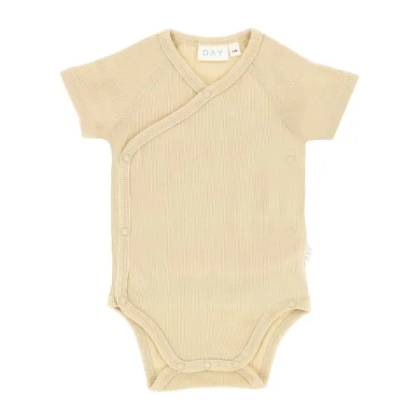 DAY Overslagromper Korte Mouw Rib - Mt. 62/68 - Cappuccino