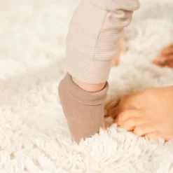 DAY Sokjes Gestreept - Mocha - 0-6 Mnd Hot