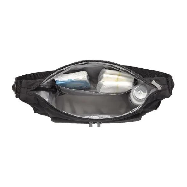 Doona Deze Essential Luiertas Nitro Black is een praktische tas waar je goed mee voor de dag kunt komen. ✓Laagste Prijsgarantie New