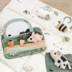 Done by Deer Speelmat - Tiny Farm - Sand Outlet