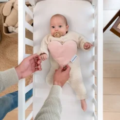 Doomoo Snoogy Opwarmkussen - Love Pink Clearance