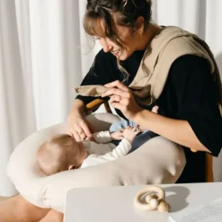 Doomoo Softy Tetra Voedingskussen Sand Outlet