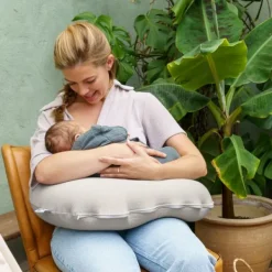 Doomoo Voedingskussen Buddy - Chine Sand Online