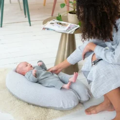 Doomoo Voedingskussen Buddy - Chine Sand Online