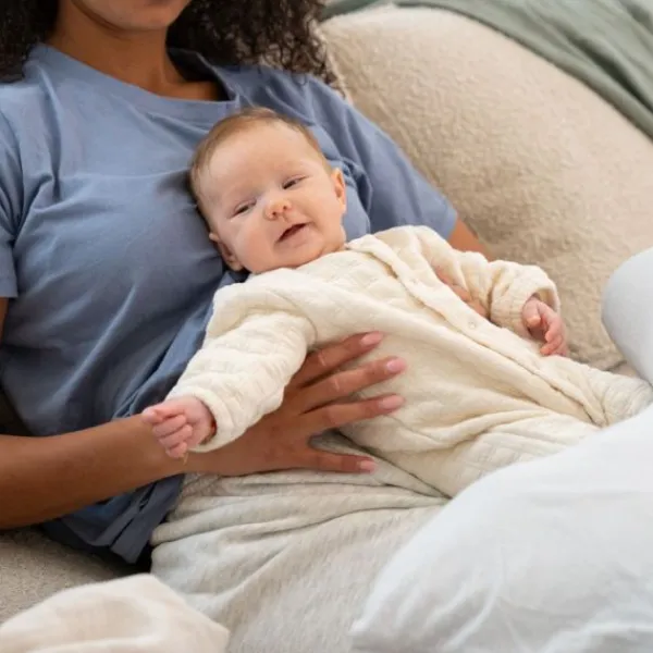 Doomoo Voedingskussen Maxxy - Flowers Sand Hot