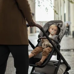 Dubatti One E6 Kinderwagen Dark Brown / Walnut Brown | Dubatti by Römer Autostoeltje Babysafe Pro | Vario Base 5Z Outlet