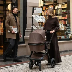 Dubatti One E6 Kinderwagen Dark Brown / Walnut Brown | Dubatti by Römer Autostoeltje Babysafe Pro | Vario Base 5Z Outlet