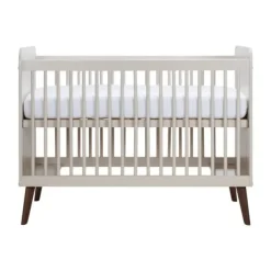 Europe Baby Olivia II Ledikant 60 x 120 cm - Oatmeal / Walnoot - Retro Outlet
