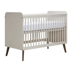 Europe Baby Olivia II Ledikant 60 x 120 cm - Oatmeal / Walnoot - Retro Outlet