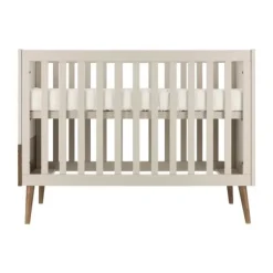 Europe Baby Sev Babykamer Oatmeal/Walnoot | Ledikant 60x120 + Commode Online
