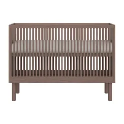 Kidsmill Dai Babykamer Walnoot | Ledikant 120 x 60 cm + Commode