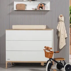 Kidsmill Intense II Babykamer Mat Wit / Eiken | Ledikant 60 x 120 cm + Commode Hot