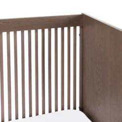 Kidsmill Levi Babykamer Incl. Rechte Potenset Walnoot | Ledikant 60 x 120 cm + Commode Discount