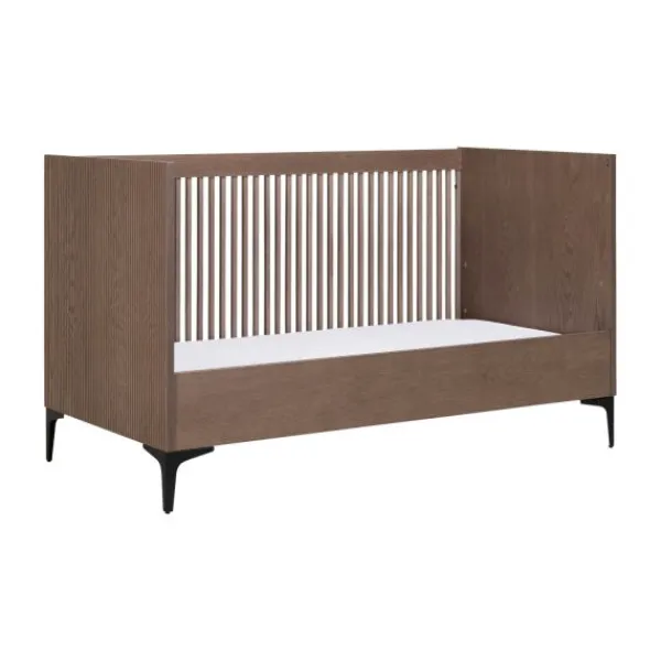 Kidsmill Levi Babykamer Incl. Rechte Potenset Walnoot | Ledikant 60 x 120 cm + Commode Discount