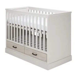 Kidsmill Newport Babykamer Incl. Zwarte Grepen - Oatmeal / Eiken | Ledikant 60 x 120 cm + Commode Outlet