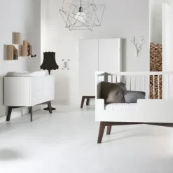 Kidsmill Sixties Babybed Wit Mat / Walnoot 70 x 140 cm New