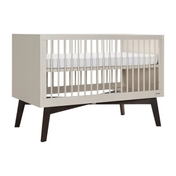 Kidsmill Sixties Babybed Oatmeal / Walnoot 70 x 140 cm Clearance