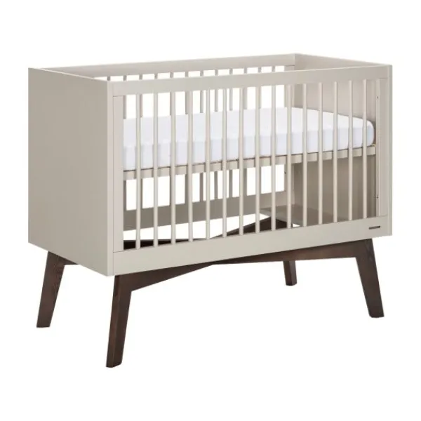 Kidsmill Sixties Babykamer Oatmeal / Walnoot | Bed 60 x 120 cm + Commode Sale