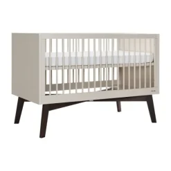 Kidsmill Sixties Babykamer Oatmeal / Walnoot | Bed 60 x 120 cm + Commode Sale