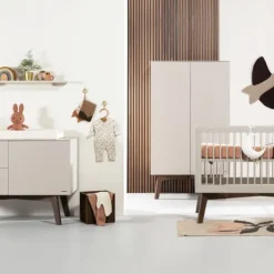 Kidsmill Sixties Babykamer Oatmeal / Walnoot | Commode + Kast 2-Deurs Sale