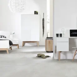 Kidsmill Sixties Kinderkamer Wit Mat / Naturel | Bed 90 x 200 + Bureau + Kast 2-Deurs New