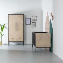 Kidsmill Vince Babybed Black / Oak 70 x 140 cm Clearance