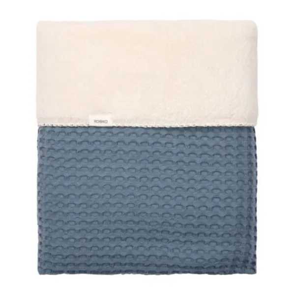 Koeka Oslo Ledikantdeken - Maat 100 x 150 - Wafel/Teddy - Bluestone Sale