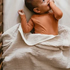 Koeka Rivoli Wiegdeken - Maat 75 x 100 - Warm White Hot