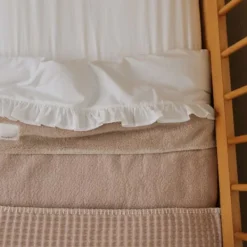 Koeka Ruffle Ledikantlaken Warm White 110 x 140 cm Online