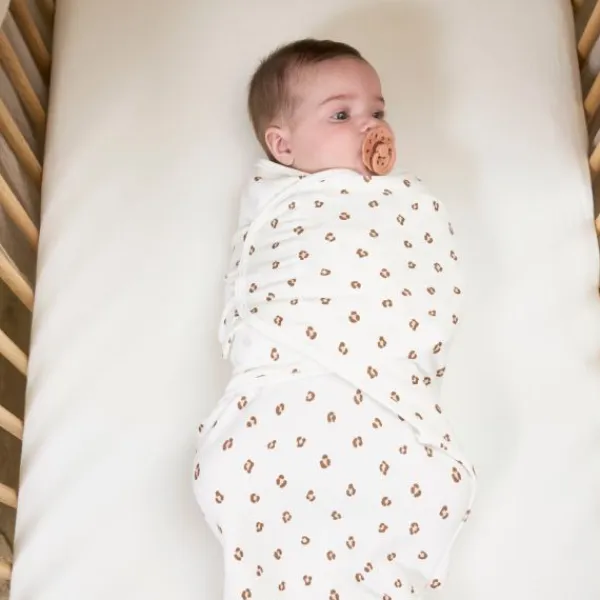 Meyco Mini Panther Swaddle Inbakerdoek - 0-3 Mnd - Soft Pink Discount