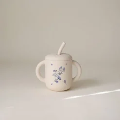 Mushie Siliconen Oefenbeker Met Rietje - Retro Cars Clearance