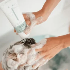 Naïf Bundel Shampoo En Wasgel Discount