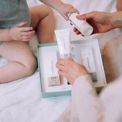 Naïf Newborn Essentials Geschenkset Sale