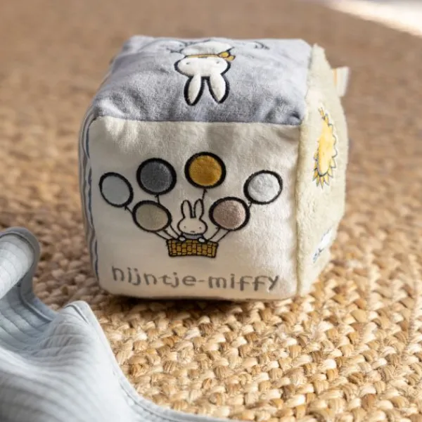 Nijntje Fluffy Activiteitenkubus - Pink Discount