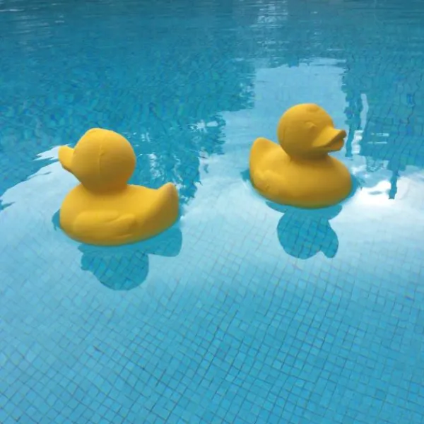 Oli & Carol Monochrome Badeendje Yellow Sale