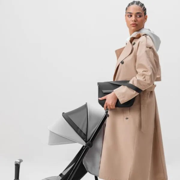 SmarTrike Traveler Organizer Outlet