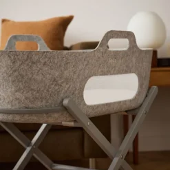 Snuz SnüzBaskit Moses Basket + Stand Set - Dove/Light Grey/Grey