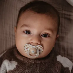 Suavinex Fopspeen - Wild & Free SX Pro - 0‑6Mnd - 2 Stuks - Silicone - Grijs Glow In The Dark Hot