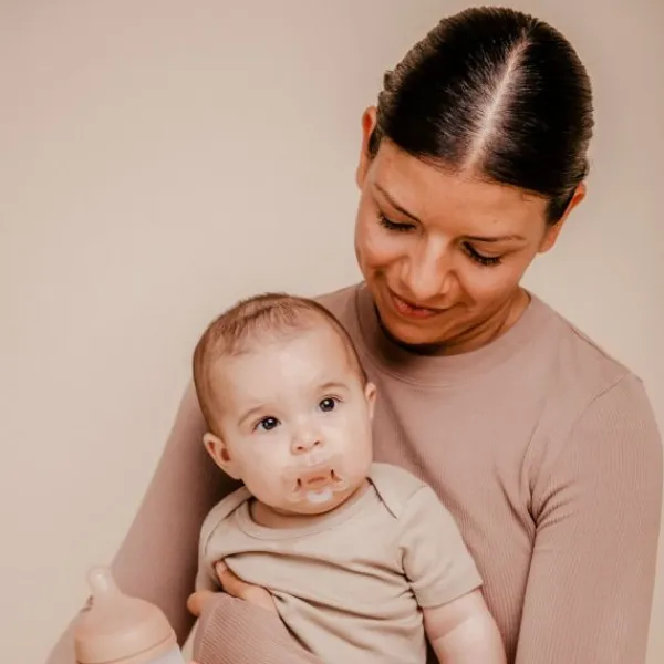 Suavinex Zero Zero Anti-Koliek Fles Borstvoeding - One Size - 180ml - Light New