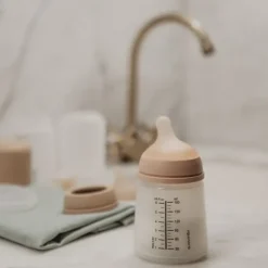 Suavinex Zero Zero Anti-Koliek Fles - Slow Flow - 180ml - Fair Hot