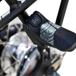 Urban Iki Junior Fietszitje - Bincho Black / Kurumi Brown Zwart Best