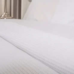 Venice Lugano Dekbedovertrek Wit 140 x 220 cm Online